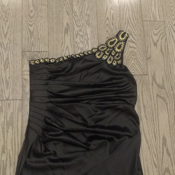 Beautiful black dress🌸🍀🍀🌸 - Picture 3 of 14